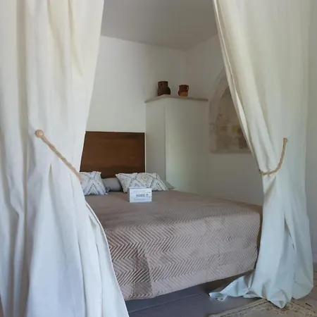 Trullo La Grande Pergola Villa