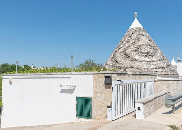 Trullo La Grande Pergola