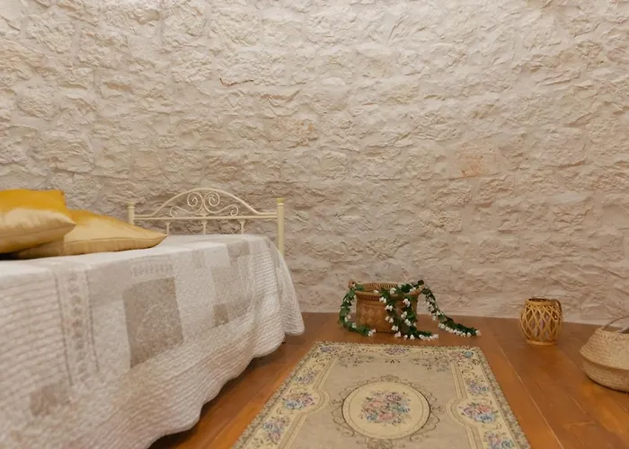 Trullo La Grande Pergola * 奇斯泰尼诺