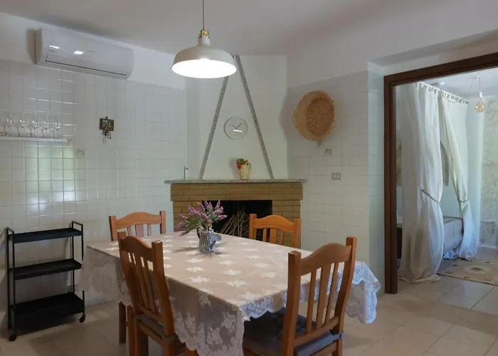 Trullo La Grande Pergola *